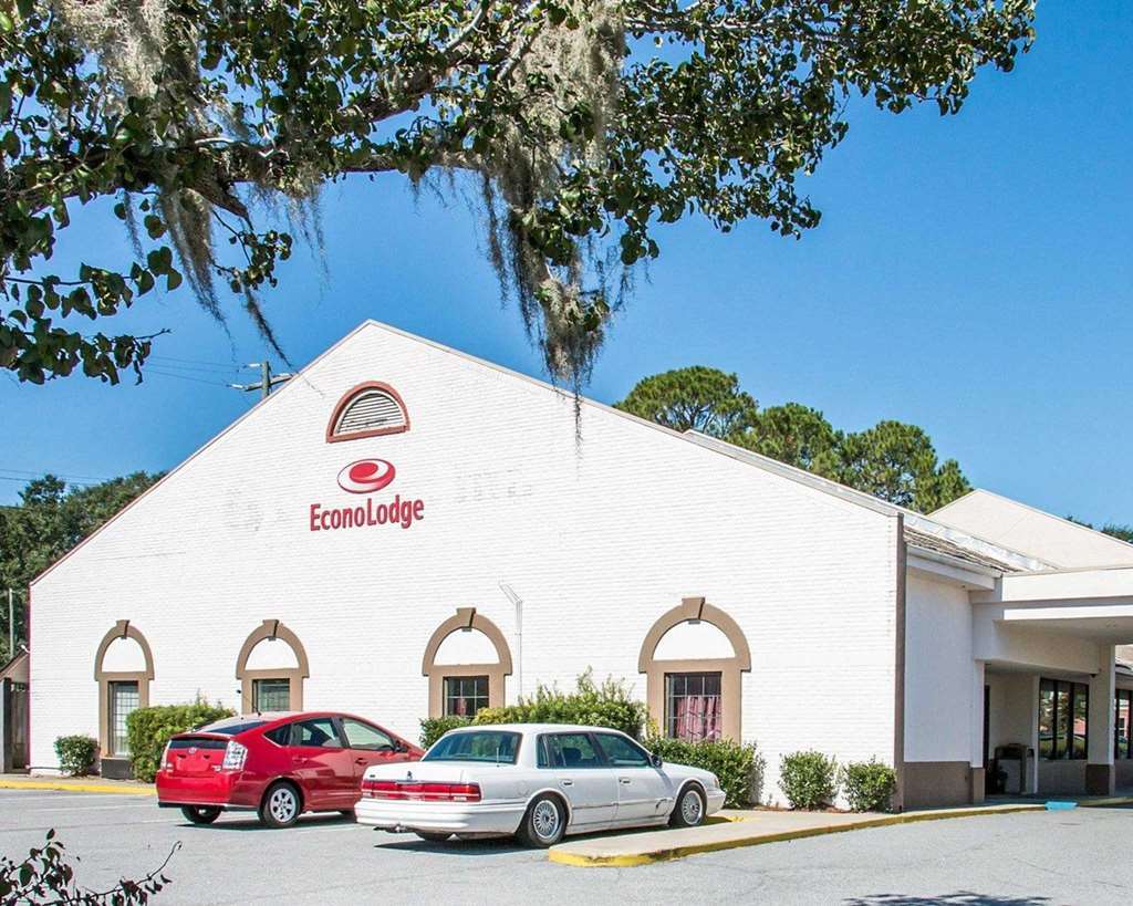Econo Lodge Бофорт Экстерьер фото